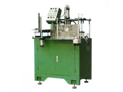 SAT-01: Equipment for seal leak testing